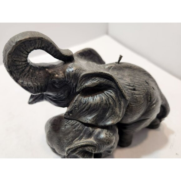 Vintage Grey Elephant And Calf Candle Realistic Great Details 7" Long by 6" Tall - Picture 11 of 13